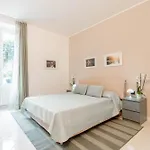 H11 Casa Benjamin Mare-sanremo * سانريمو